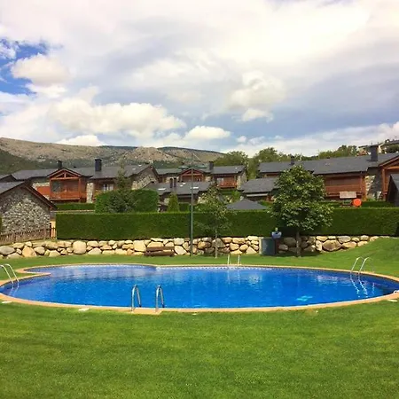Lejlighed Amplio Duplex Con Piscina Cerca De Puigcerda *